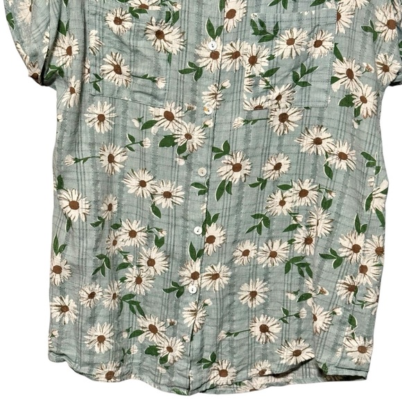 POL Cotton Gauzy Lightweight Floral Plaid Button Down Cuffed Sleeve Blouse - Picture 3 of 11